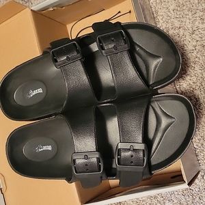 Aquaterm Women's. Size 8. Black